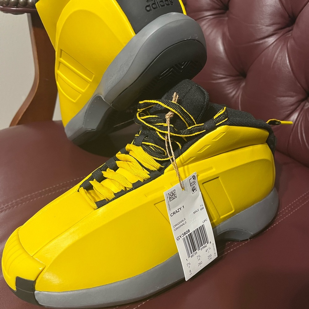 Adidas Crazy 1 Sunshine Kobe Bryant yellow and black basketball Men’s shoes.